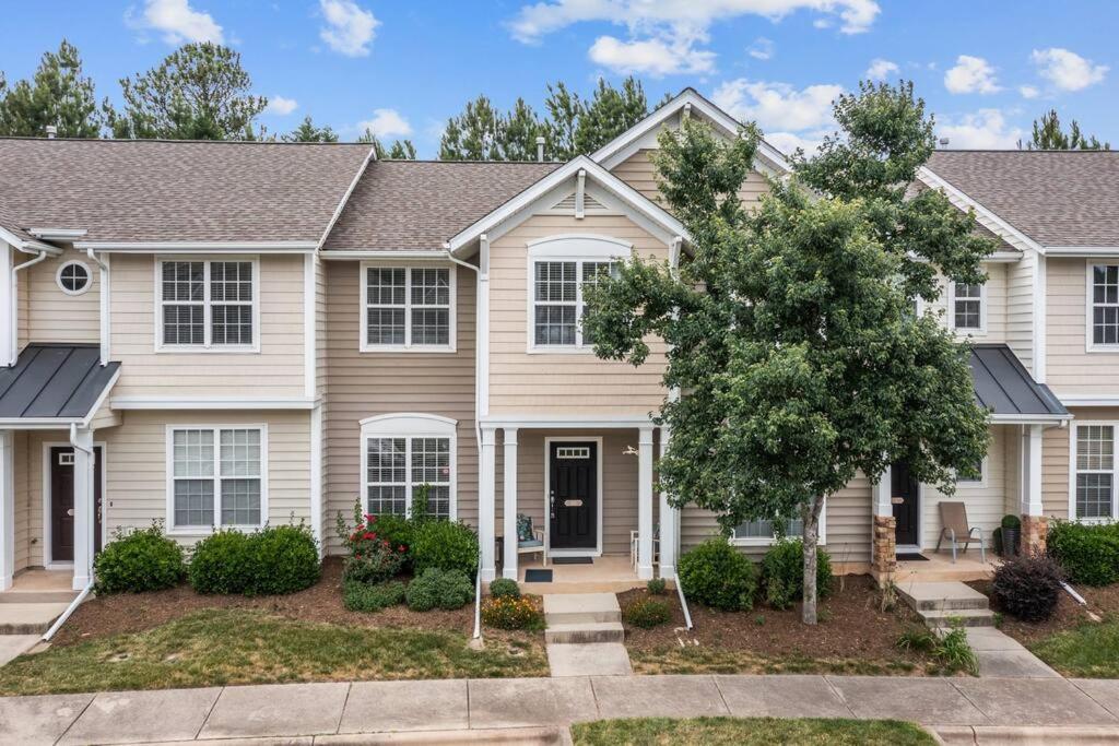 Peaceful, Townhome In Hope Valley Farms Durham Exterior foto