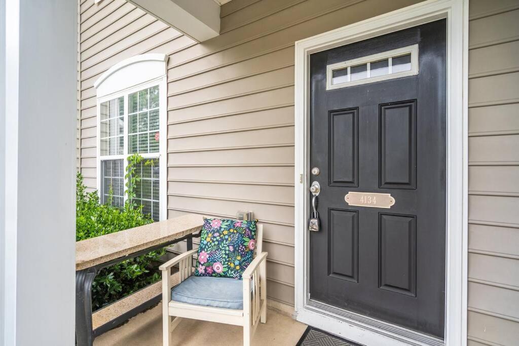 Peaceful, Townhome In Hope Valley Farms Durham Exterior foto